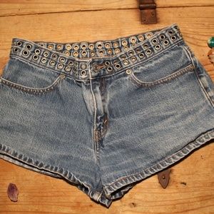 Vintage Levi's Rivet Shorts Size 7